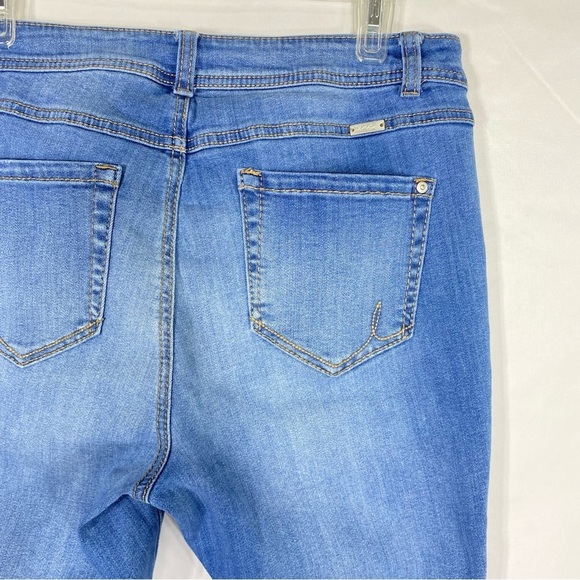 Inc. Denim Lightwash Skinny Leg Curvy Fit Jeans - Picture 4 of 7